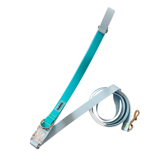 CORREA MANOS LIBRES AZUL CIELO