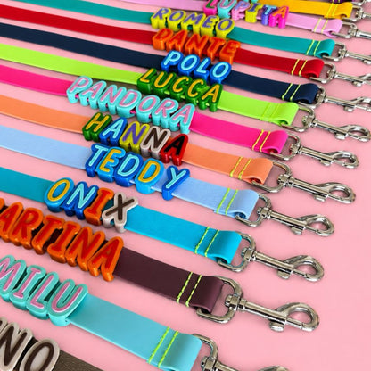 CORREA DE PASEO EN GOMA CON CHARMS PERSONALIZABLE
